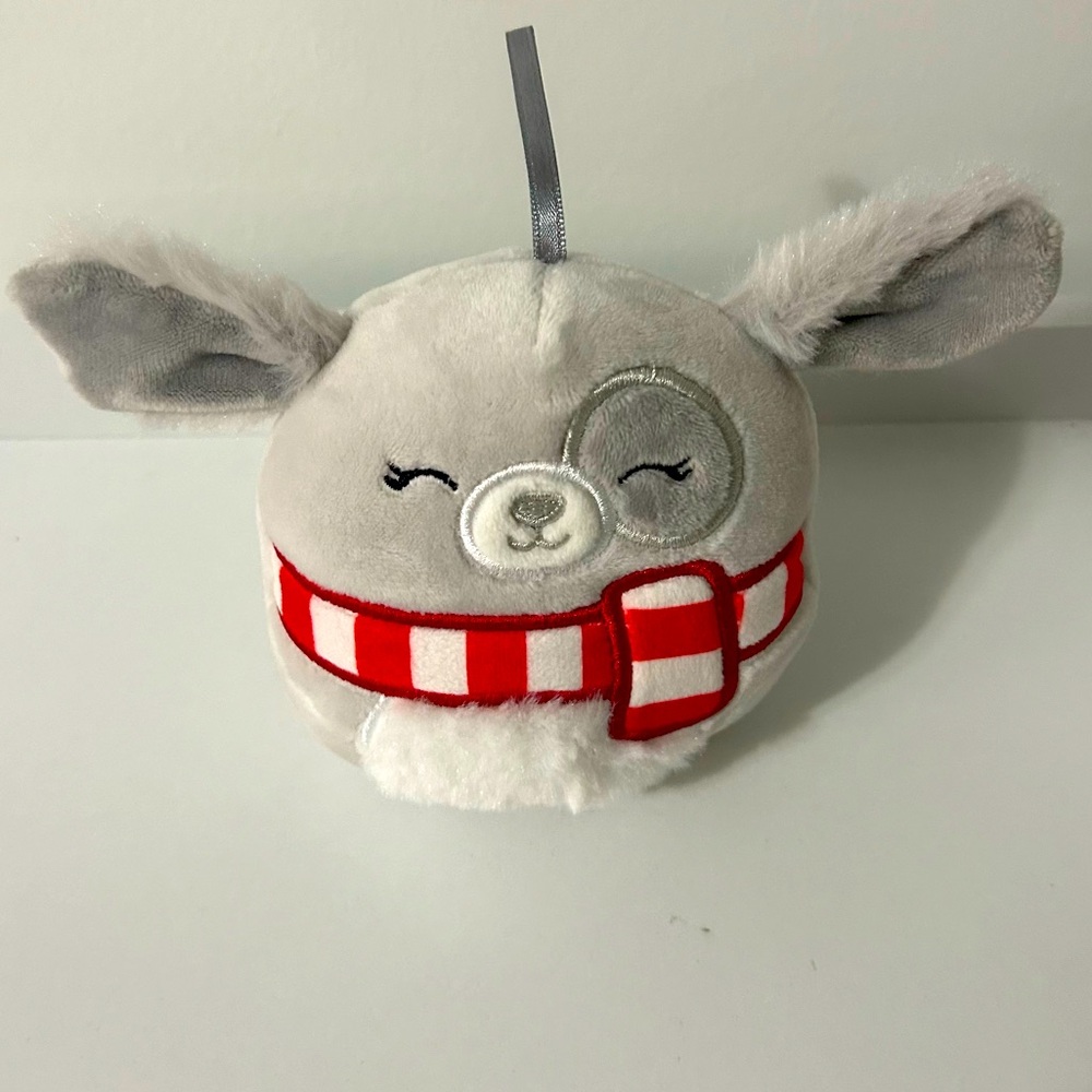 Squishmallows Ivy Dog Christmas Ornament Plush 5" - Picture 2 of 5